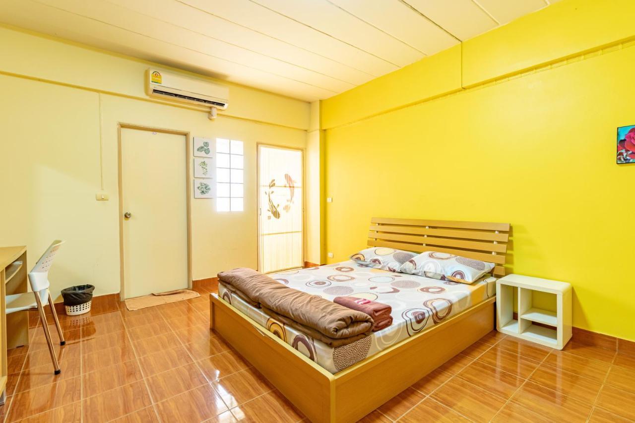 Benjaratch Boutique Apartment Bangkok Exterior photo