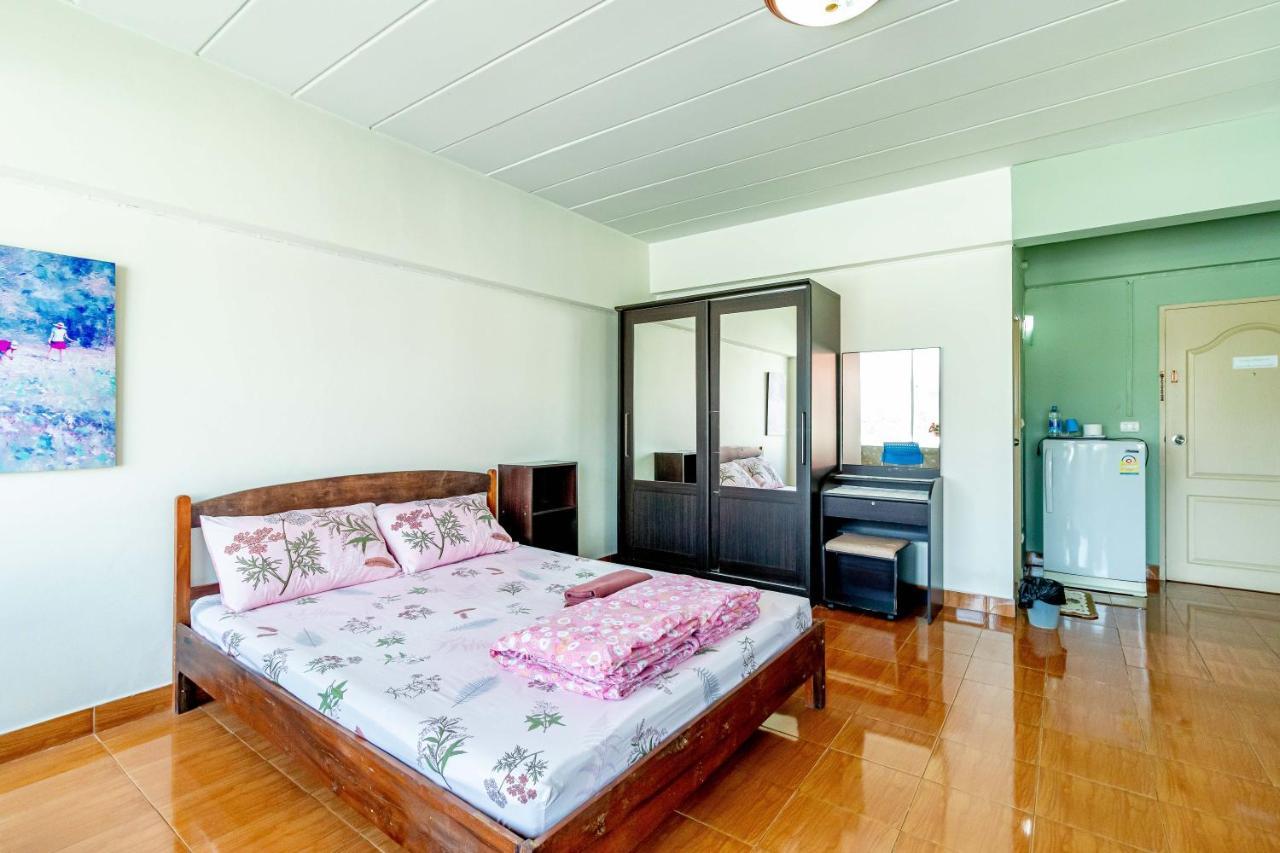 Benjaratch Boutique Apartment Bangkok Exterior photo